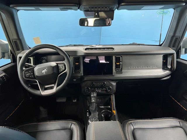 Used 2024 Ford Bronco Badlands image 38