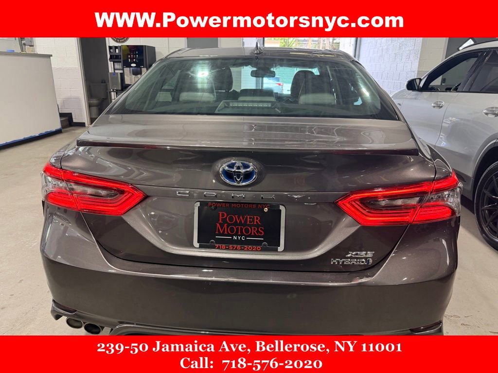 Used 2022 Toyota Camry XSE w/ Cold Weather Package FWD image 3