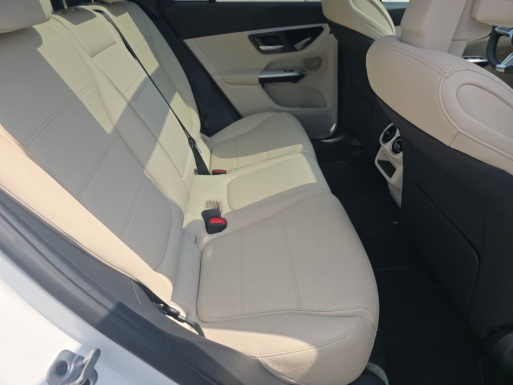 Certified 2026 Mercedes-Benz GLC 300 4MATIC image 21