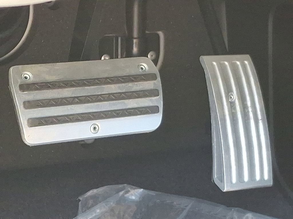 Used 2024 Lotus Emira First Edition image 32