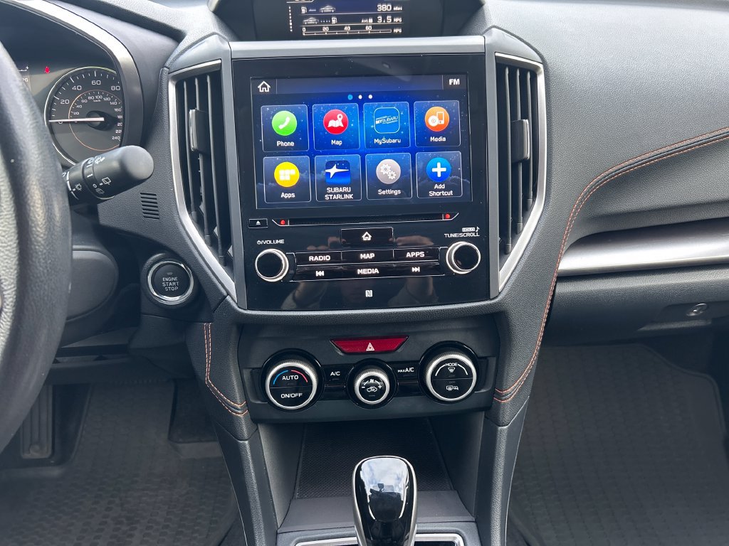Used 2019 Subaru Crosstrek 2.0i Limited w/ Moonroof Package w/Navigation AWD/4WD image 19