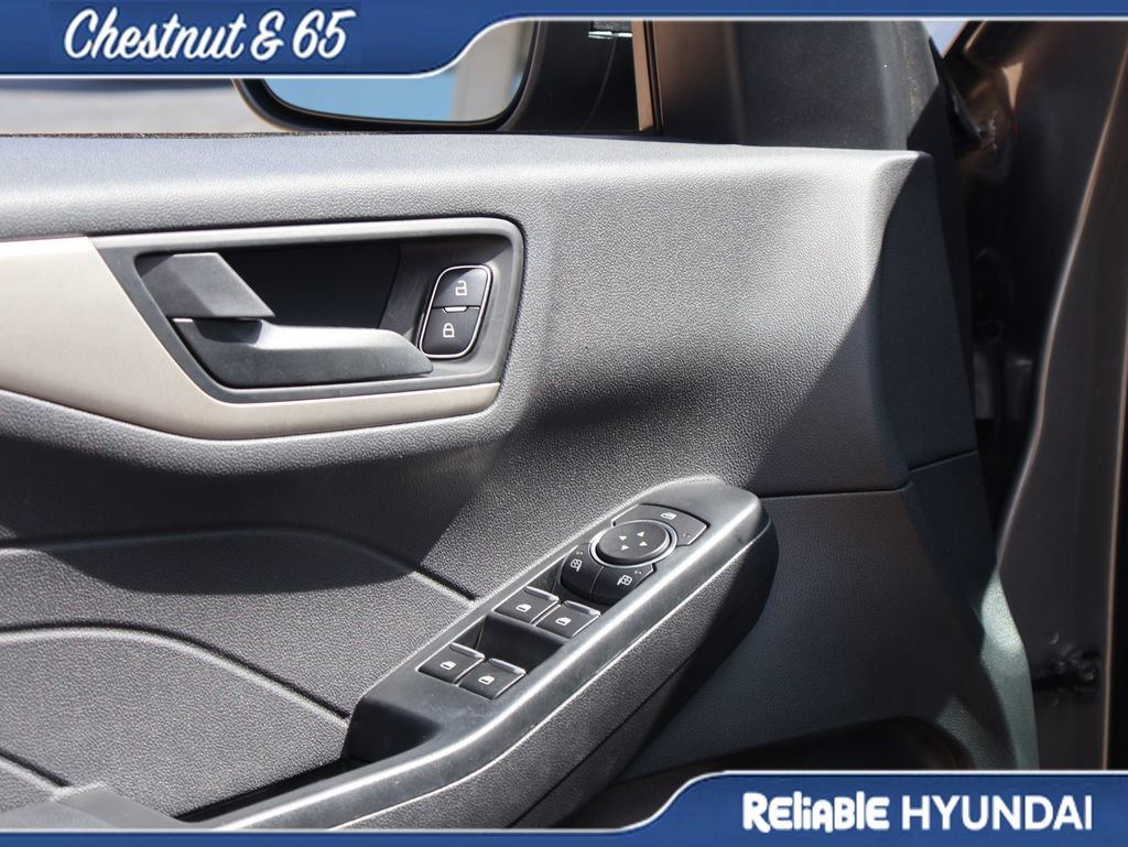 Used 2022 Ford Escape SE w/ Convenience Package image 23