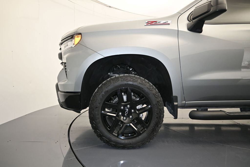 Certified 2024 Chevrolet Silverado 1500 LT Trail Boss w/ Convenience Package II AWD/4WD image 9