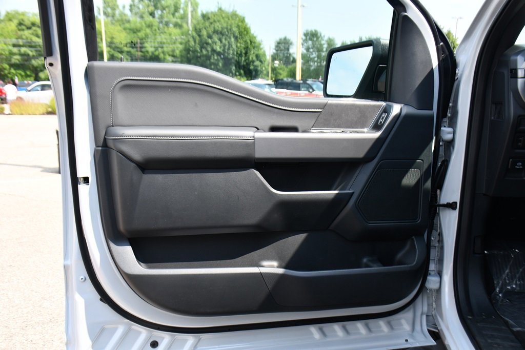 New 2025 Ford F150 XLT w/ Equipment Group 302A MID image 21