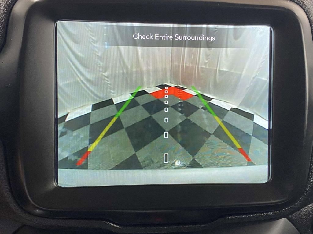 Used 2021 Jeep Renegade Limited w/ Trailer Tow Group AWD/4WD image 29