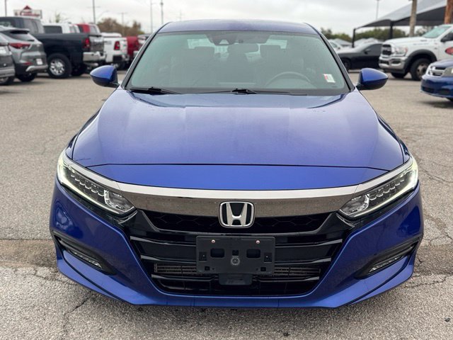 Used 2018 Honda Accord Sport image 2