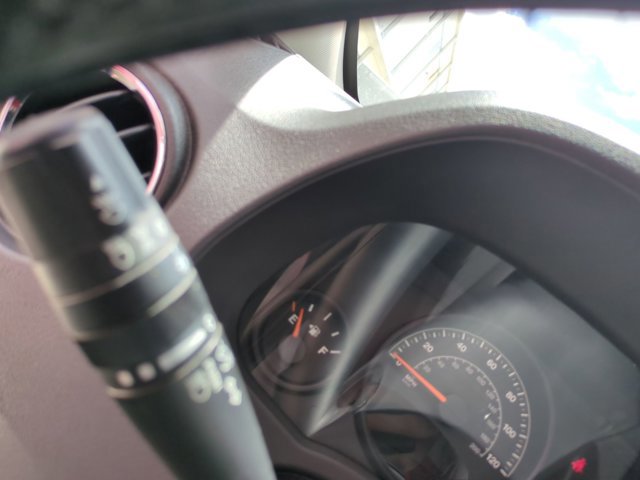 Used 2014 Jeep Patriot Latitude FWD image 11