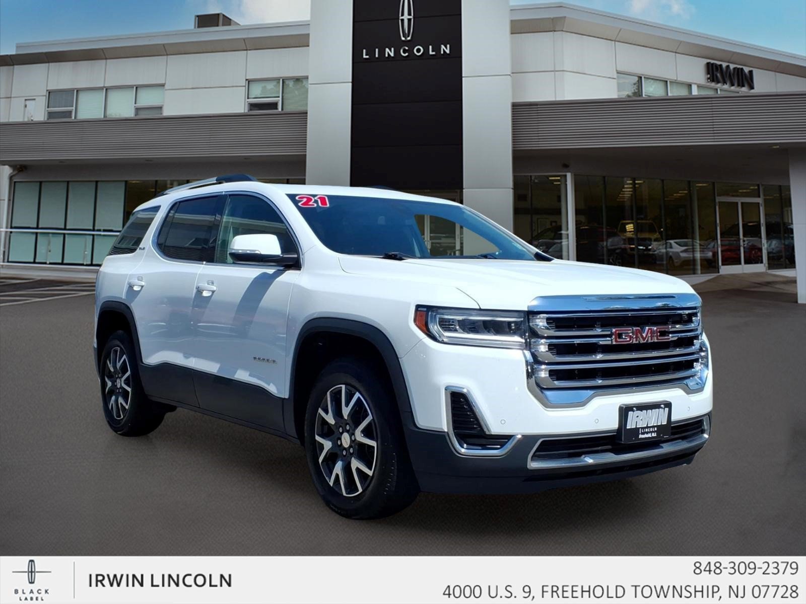 Used 2021 GMC Acadia SLE w/ Driver Convenience Package FWD image 2