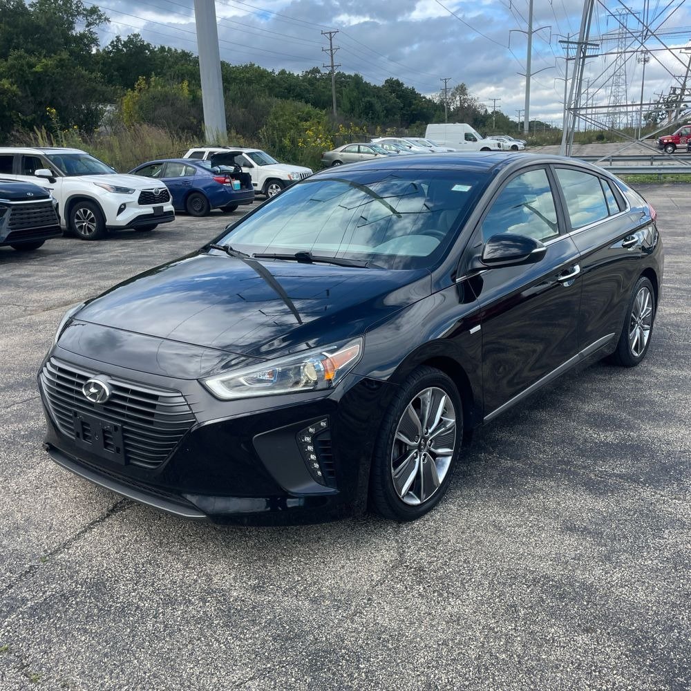 Used 2018 Hyundai Ioniq Limited FWD image 2