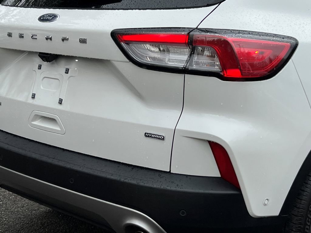 Used 2022 Ford Escape Titanium w/ Titanium Elite Package image 11