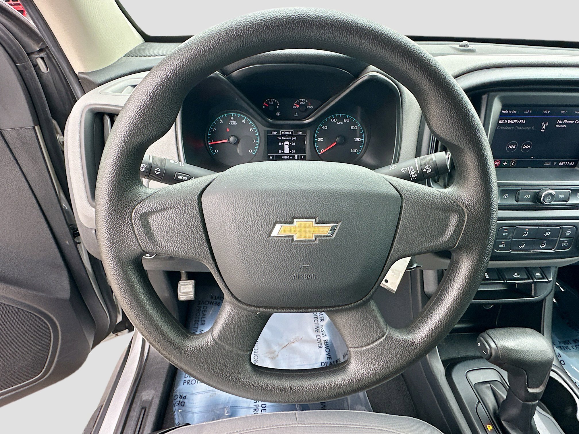 Used 2020 Chevrolet Colorado W/T w/ Custom Special Edition image 11