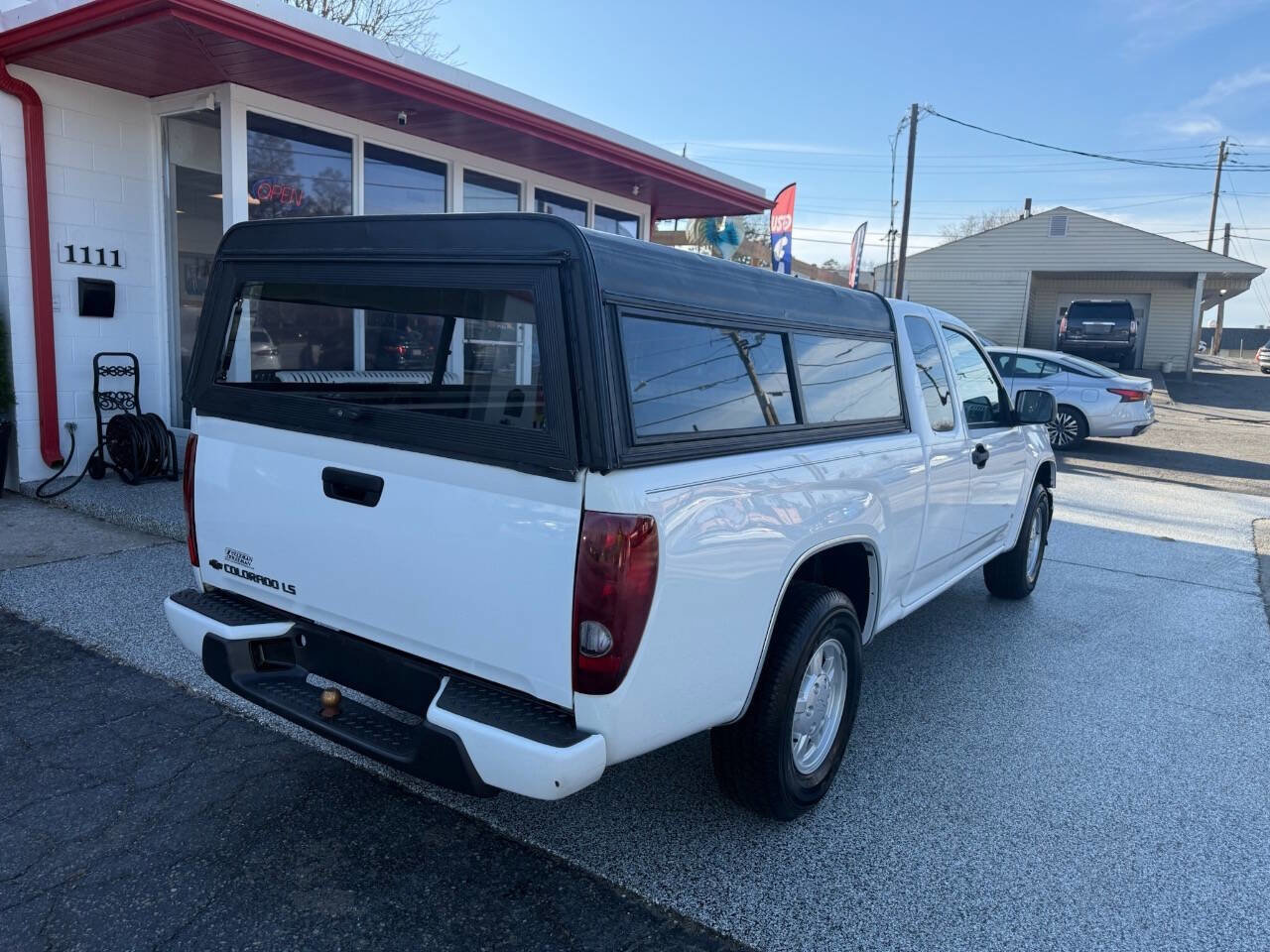 Used 2008 Chevrolet Colorado LS image 9