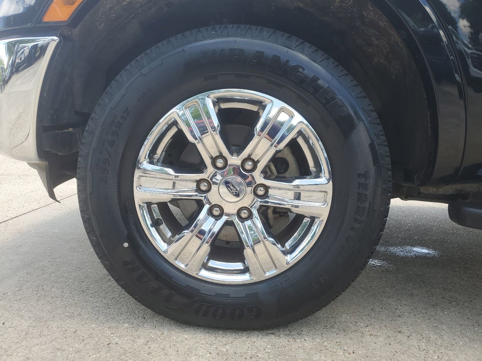 Used 2019 Ford Ranger XLT w/ Equipment Group 302A Luxury AWD/4WD image 7