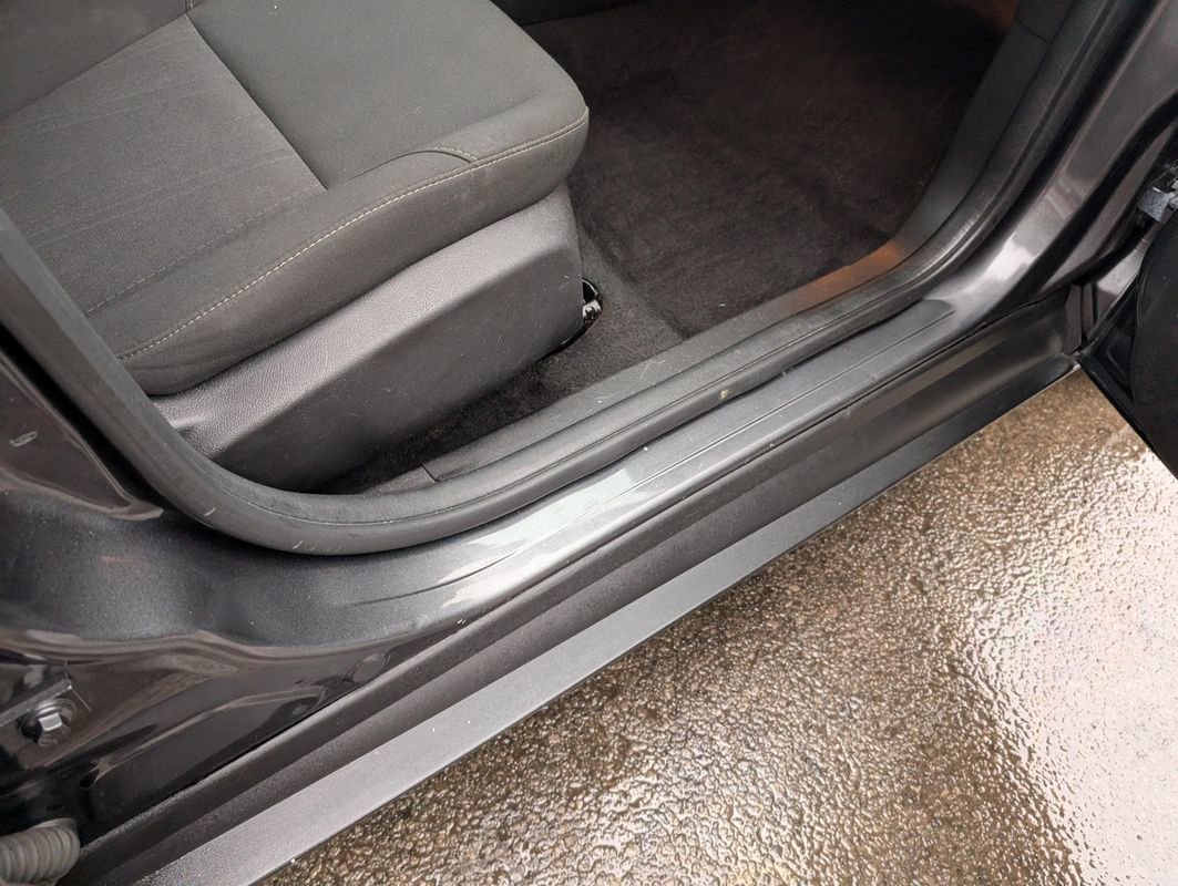 Used 2017 Ford Focus SE w/ Cold Weather Package image 22