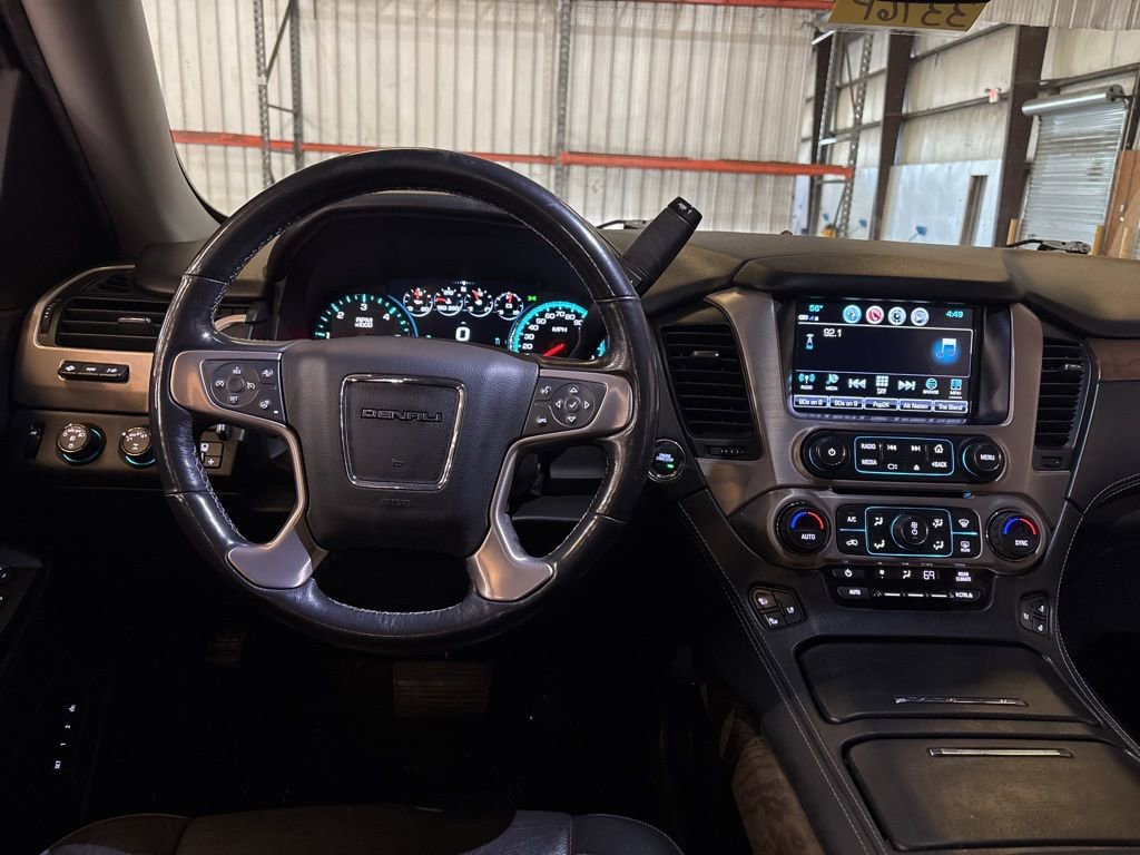Used 2018 GMC Yukon Denali image 26