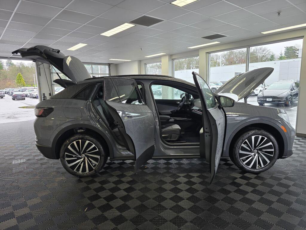 New 2026 Volkswagen ID.4 Pro AWD/4WD image 14