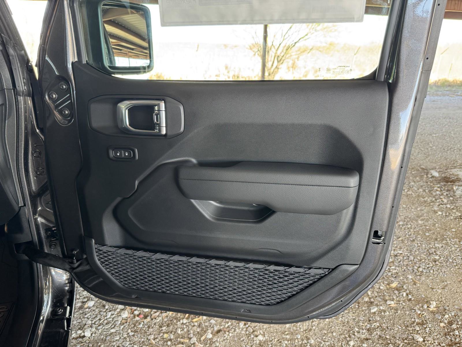 New 2026 Jeep Gladiator Sport image 32