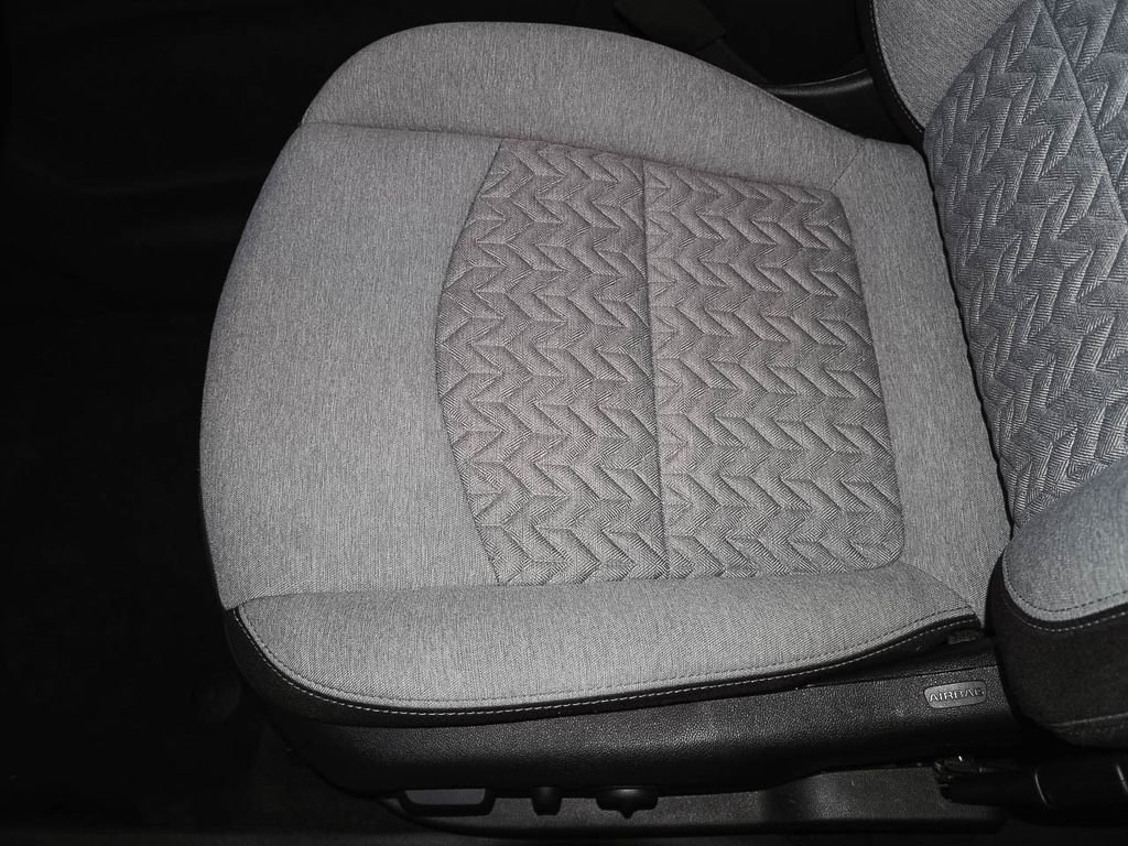 Certified 2022 Chevrolet Equinox LS w/ LS Convenience Package image 22