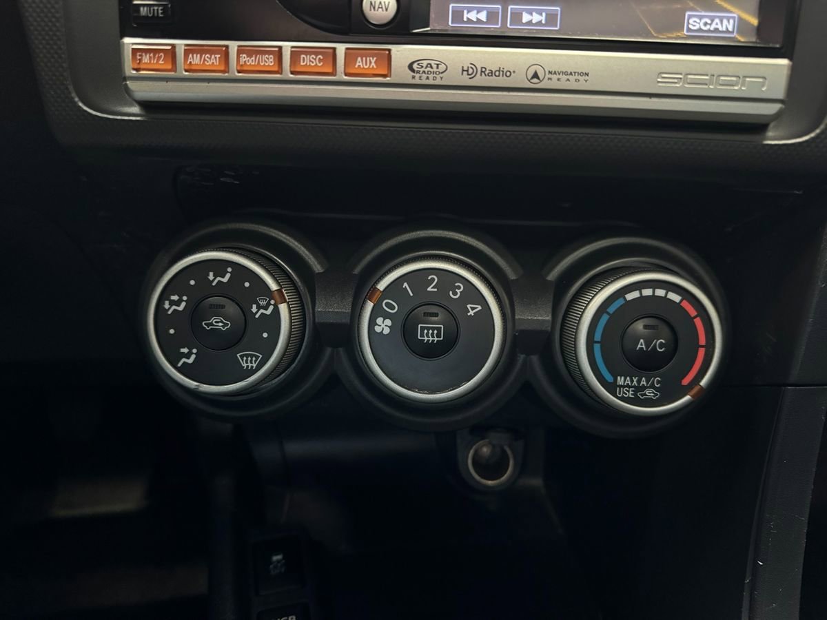 Used 2013 Scion tC FWD image 27