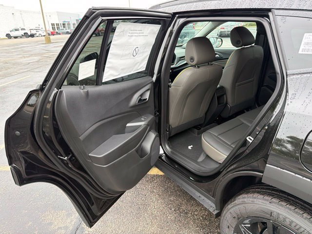 New 2026 Chevrolet Trax ACTIV w/ Driver Confidence Package FWD image 21