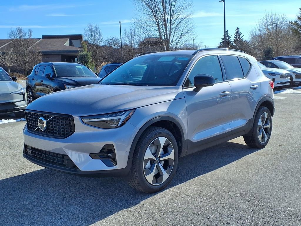 New 2026 Volvo XC40 B5 Plus w/ Climate Package