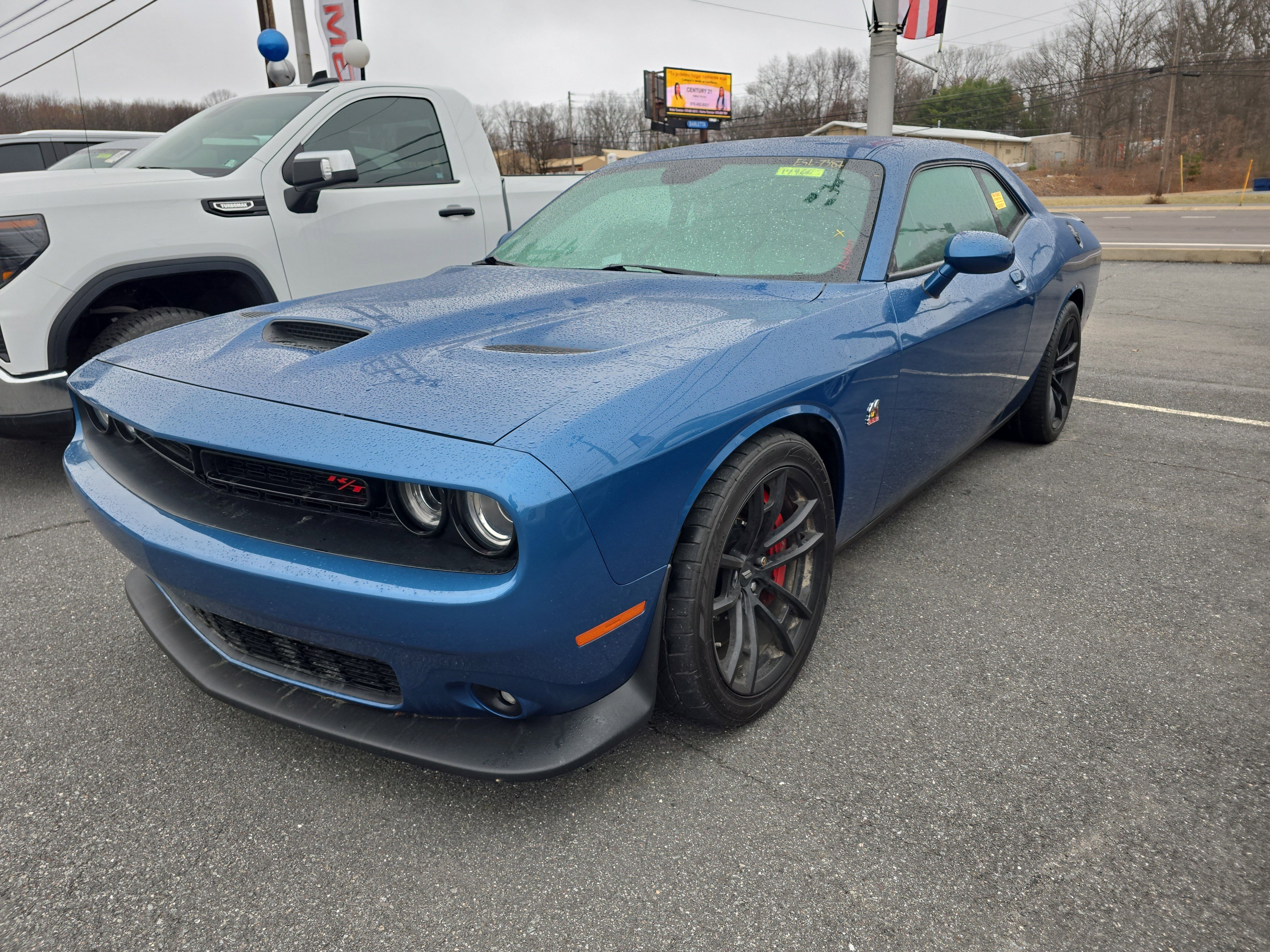 Used 2022 Dodge Challenger R/T Scat Pack w/ Dynamics Package image 3