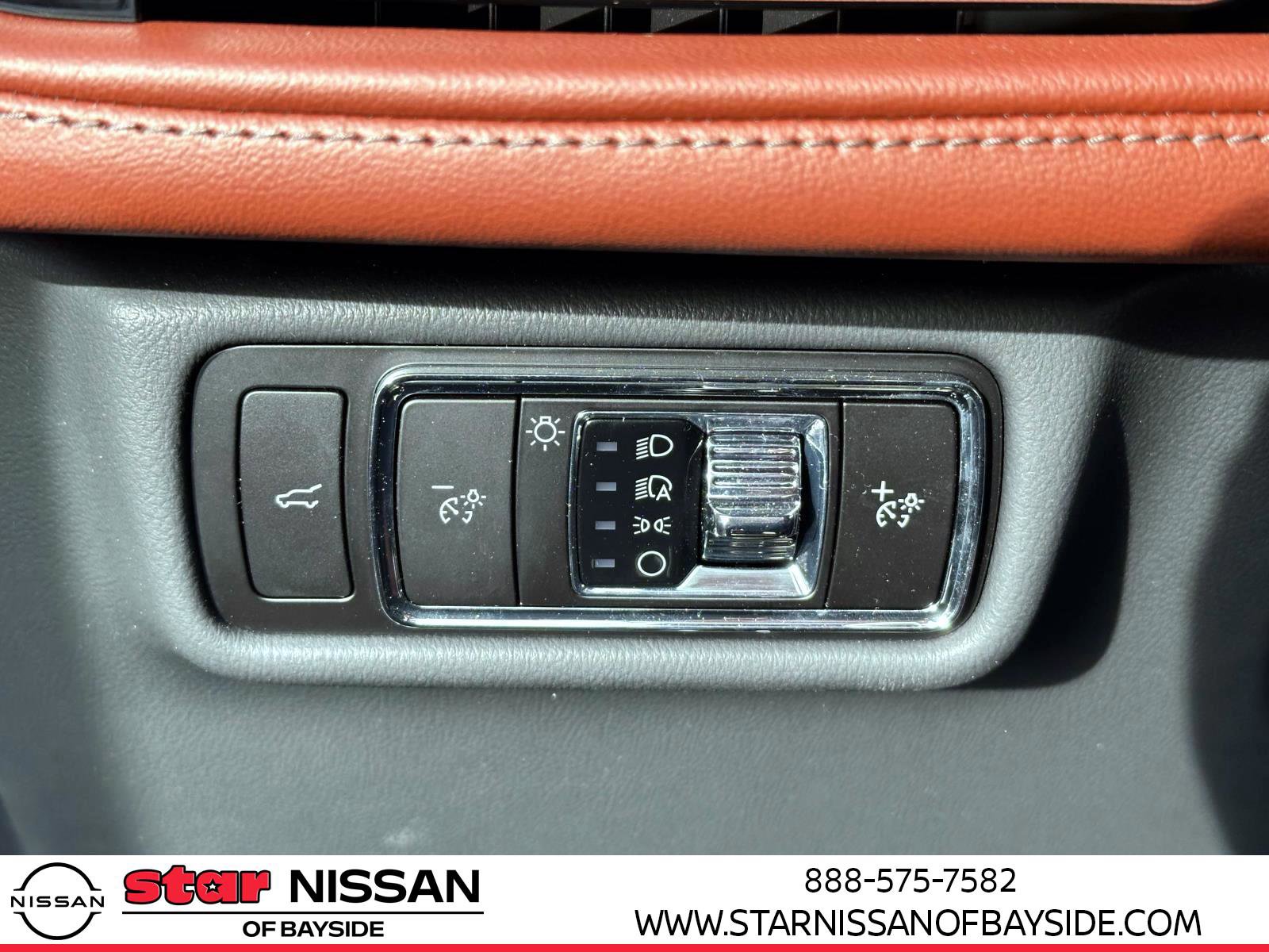 Used 2025 Lincoln Aviator Reserve w/ Jet Appearance Package image 18