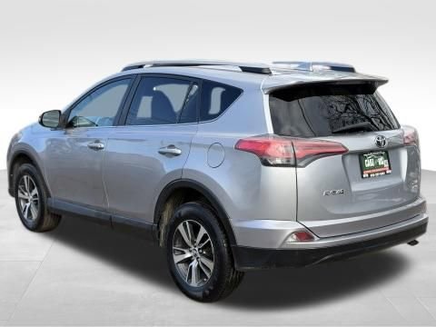 Used 2017 Toyota RAV4 XLE image 9