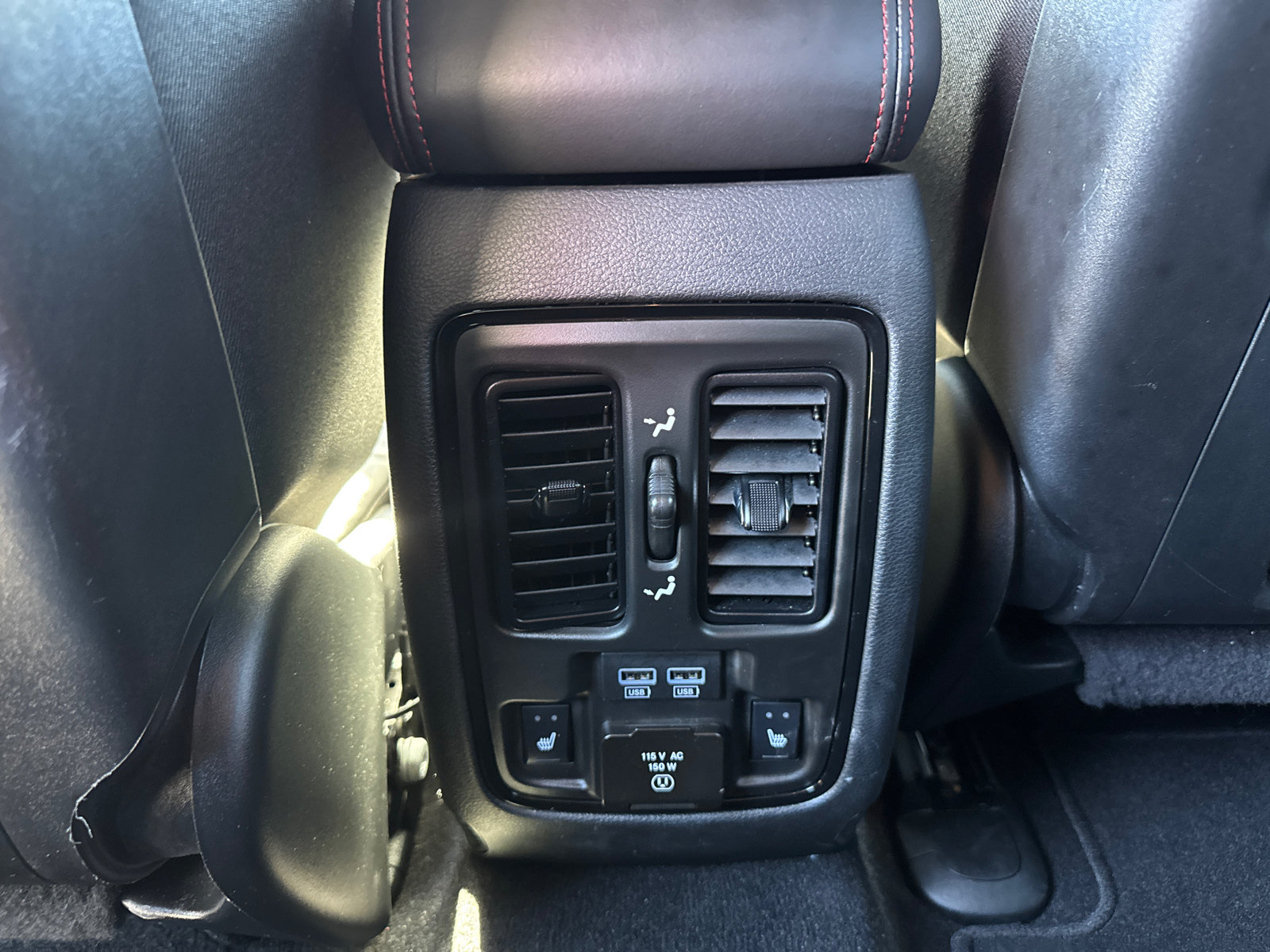 Used 2025 Dodge Durango R/T AWD/4WD image 8