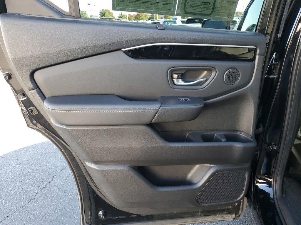 Certified 2023 Honda Pilot Touring image 28