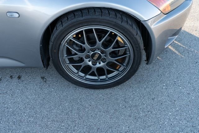 Used 2000 Honda S2000 Base image 11