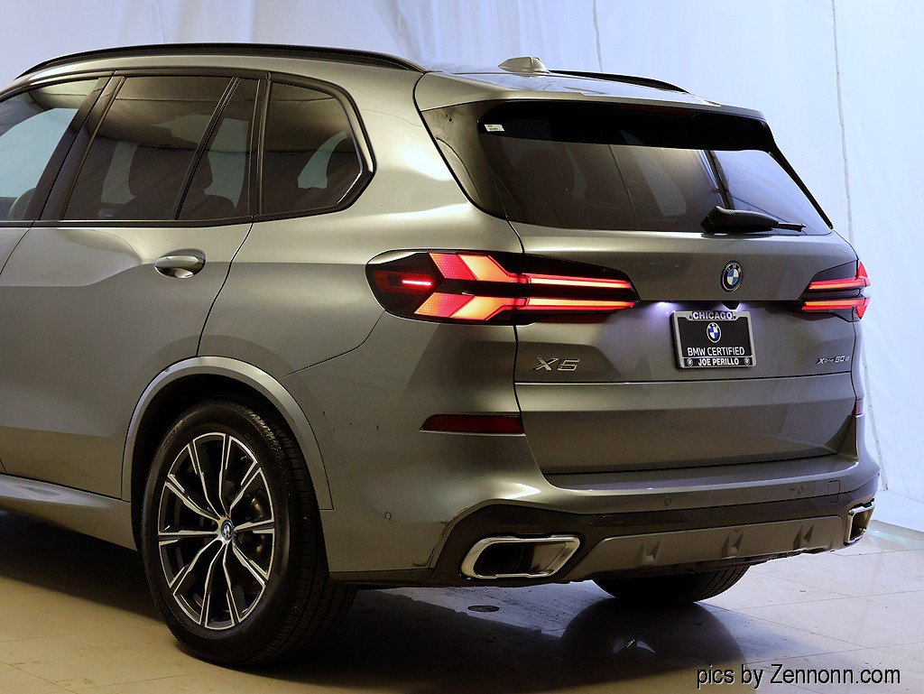 Certified 2024 BMW X5 xDrive50e w/ M Sport Package image 8