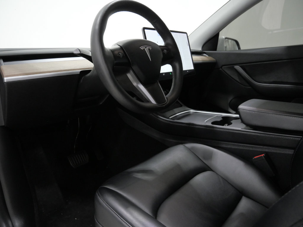 Used 2021 Tesla Model Y Long Range AWD/4WD image 12