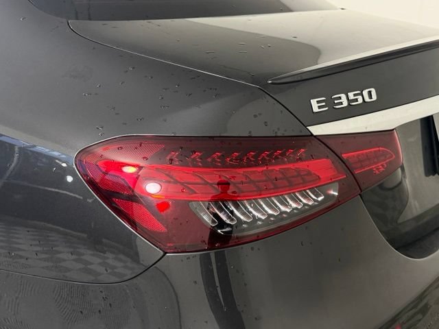 Used 2022 Mercedes-Benz E 350 Sedan image 12