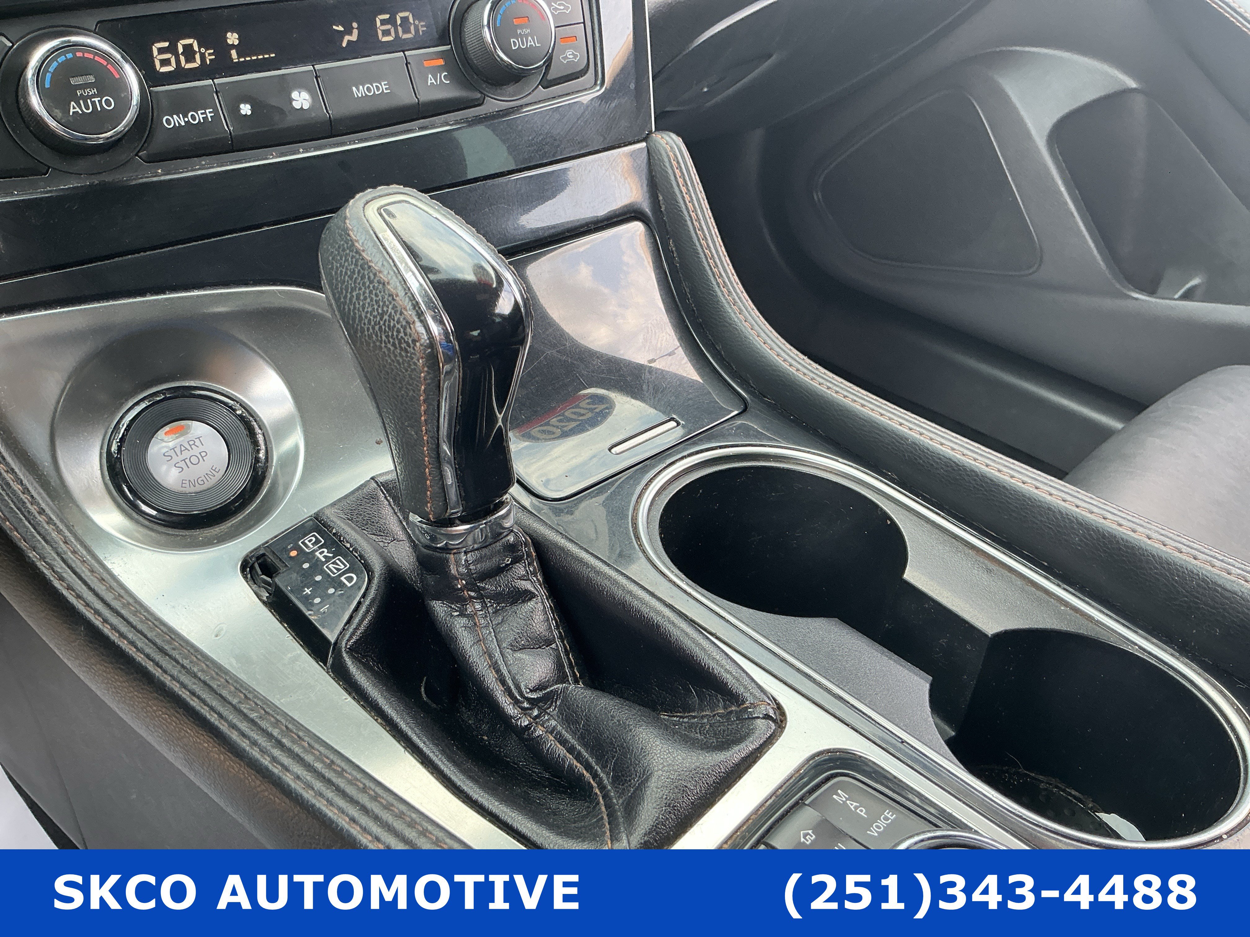 Used 2020 Nissan Maxima SR w/ Sport Mat Group FWD image 23