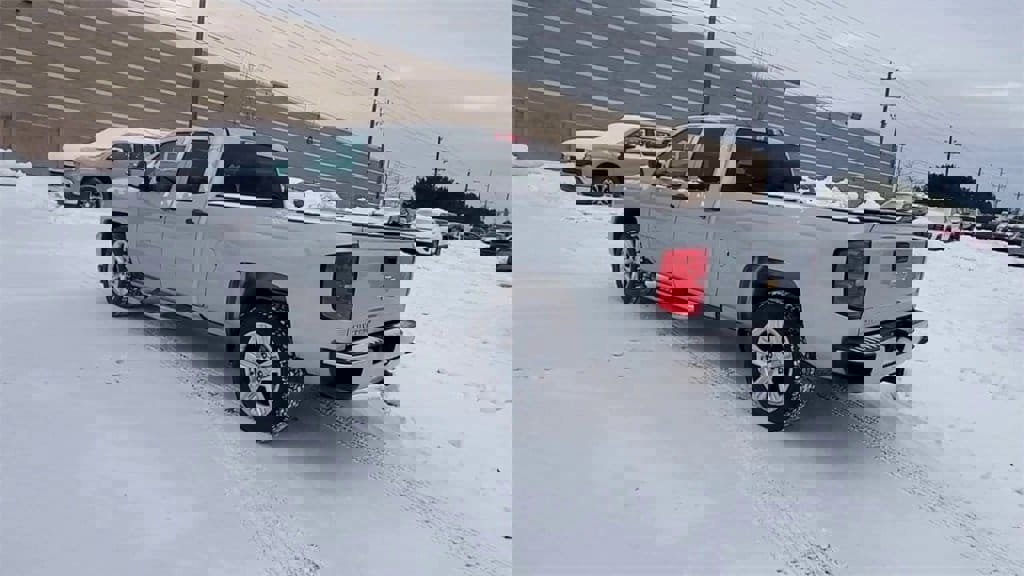 Used 2018 Chevrolet Silverado 1500 Custom w/ Custom Value Package image 6