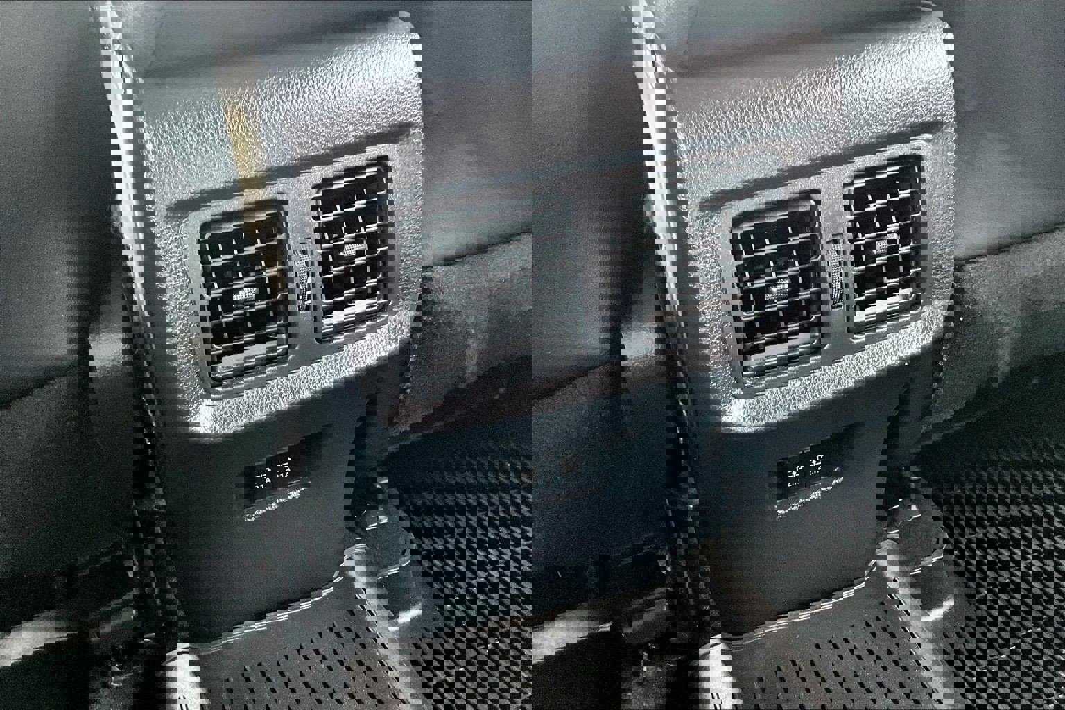 Used 2021 Toyota Venza Limited w/ Advanced Technology Package AWD/4WD image 32