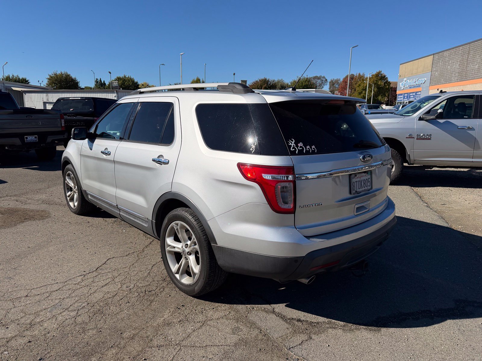 Used 2011 Ford Explorer Limited FWD image 3