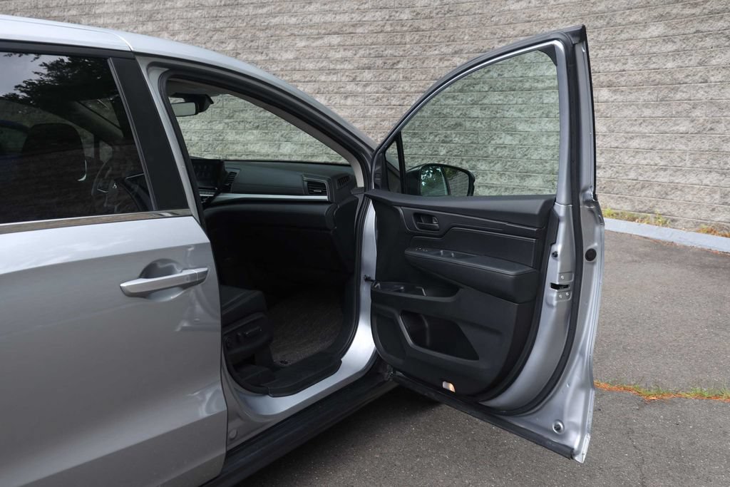 Used 2025 Honda Odyssey EX-L image 16