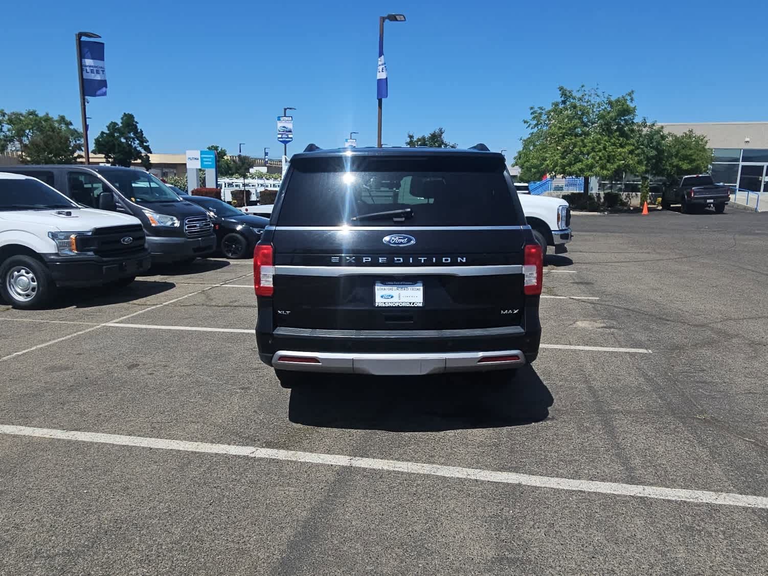 Used 2024 Ford Expedition Max XLT AWD/4WD image 7