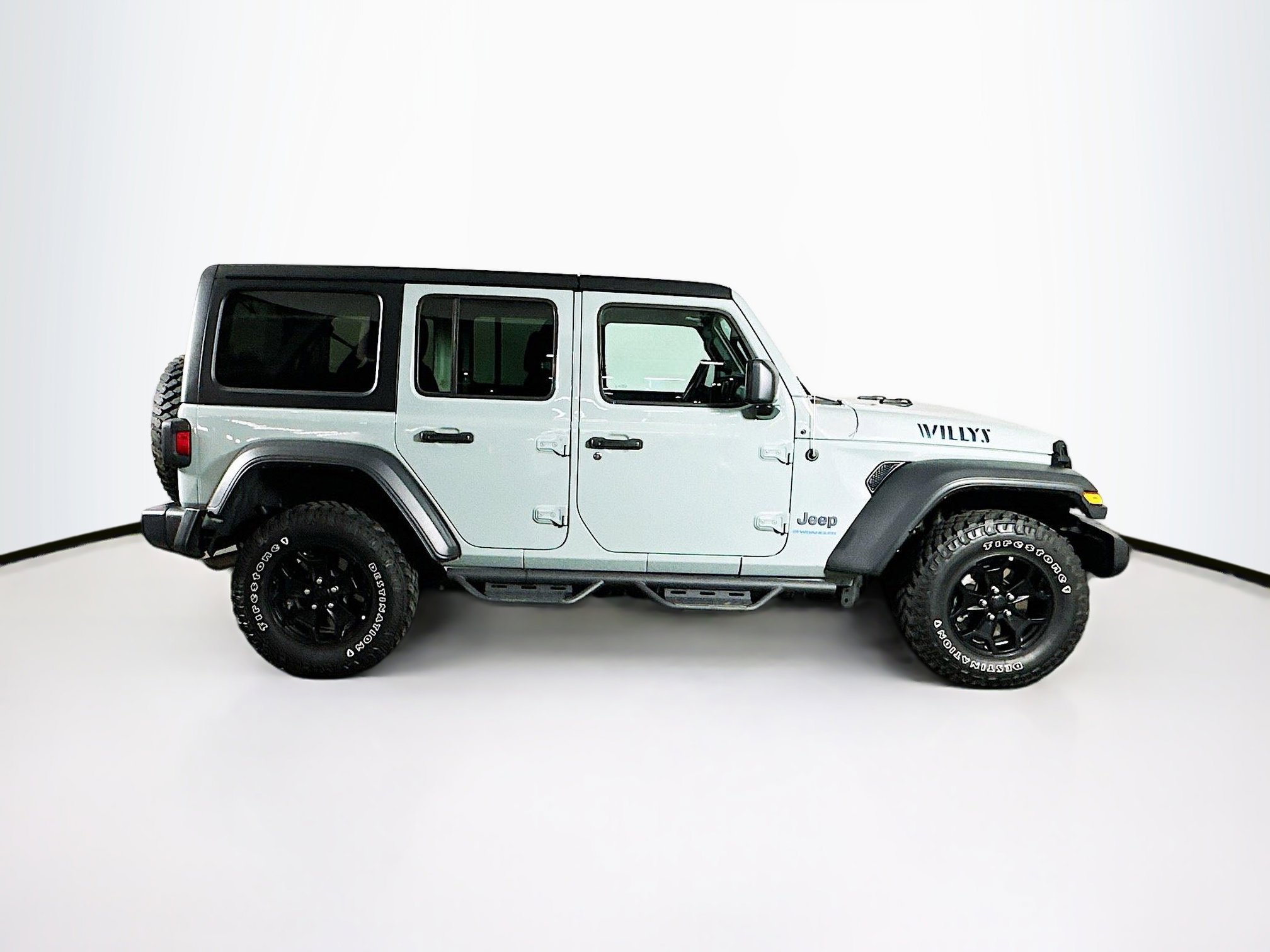 Used 2023 Jeep Wrangler Unlimited w/ Cold Weather Group image 10