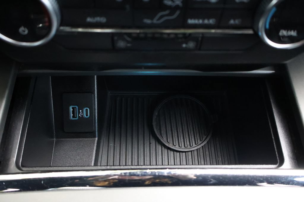 Used 2020 Ford Expedition XLT AWD/4WD image 25