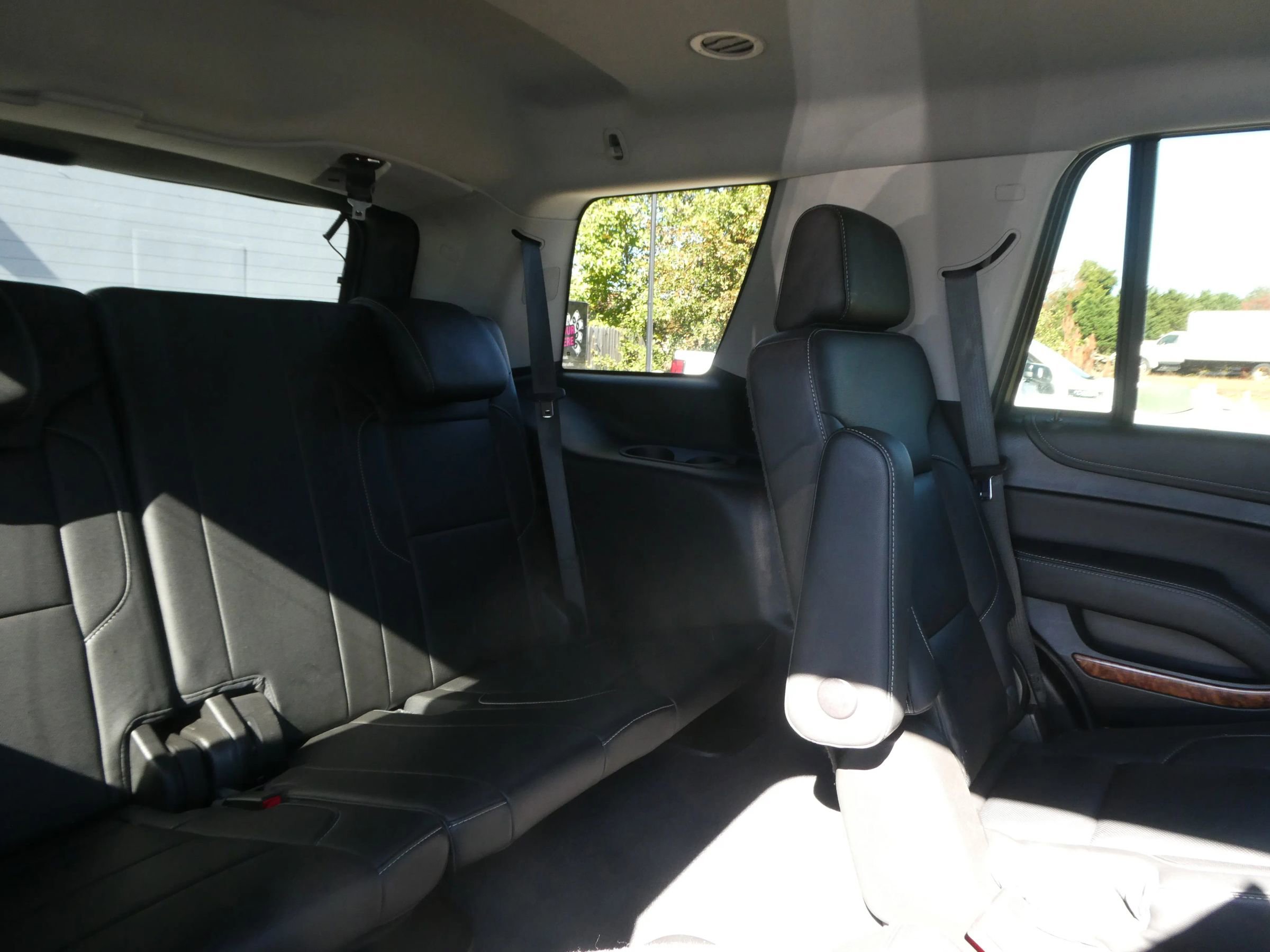 Used 2019 Chevrolet Tahoe Premier image 32