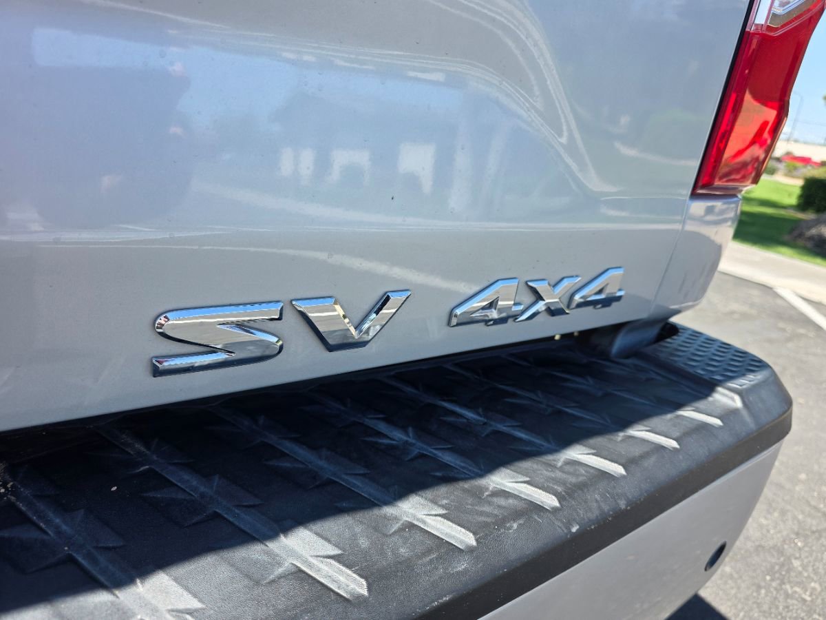 Used 2020 Nissan Titan SV w/ SV Convenience Package AWD/4WD image 7