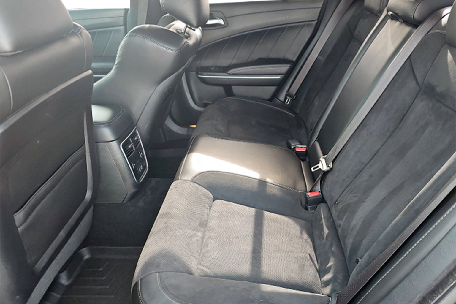 Used 2022 Dodge Charger Scat Pack w/ Plus Group image 10