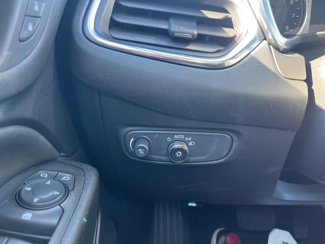 Used 2023 Chevrolet Equinox LT image 21