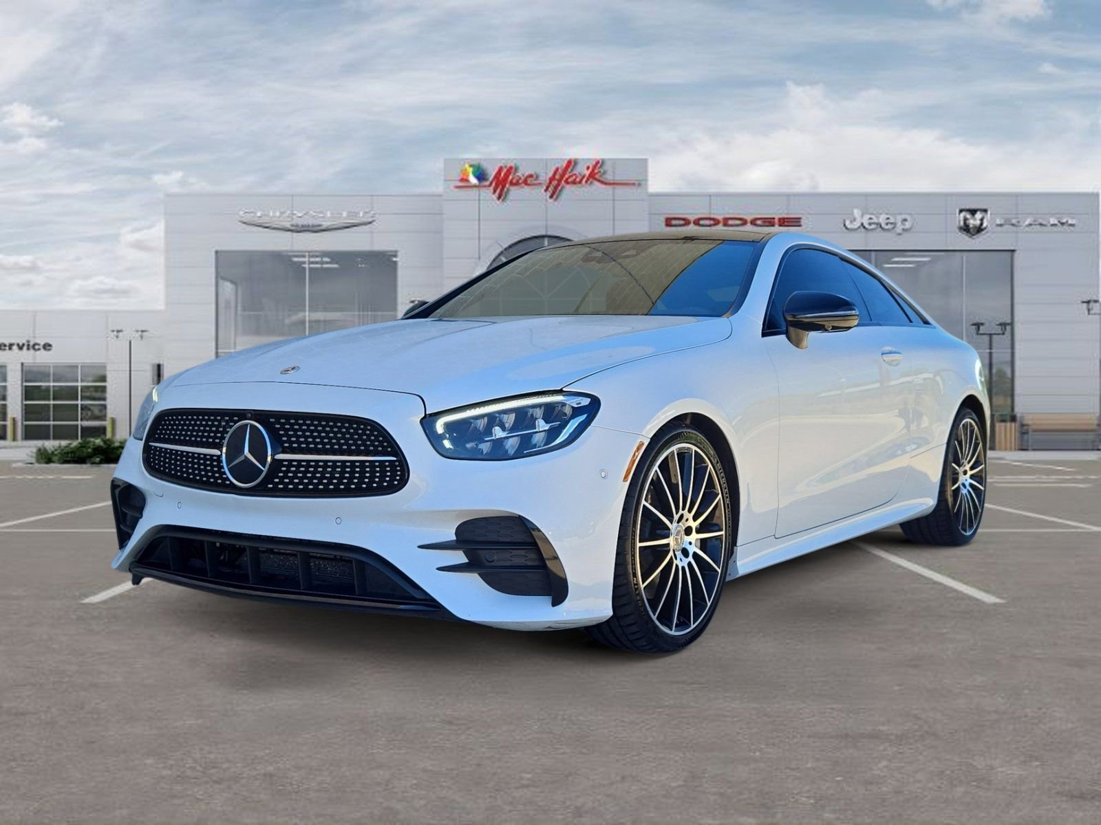 Used 2023 Mercedes-Benz E 450 Coupe image 1