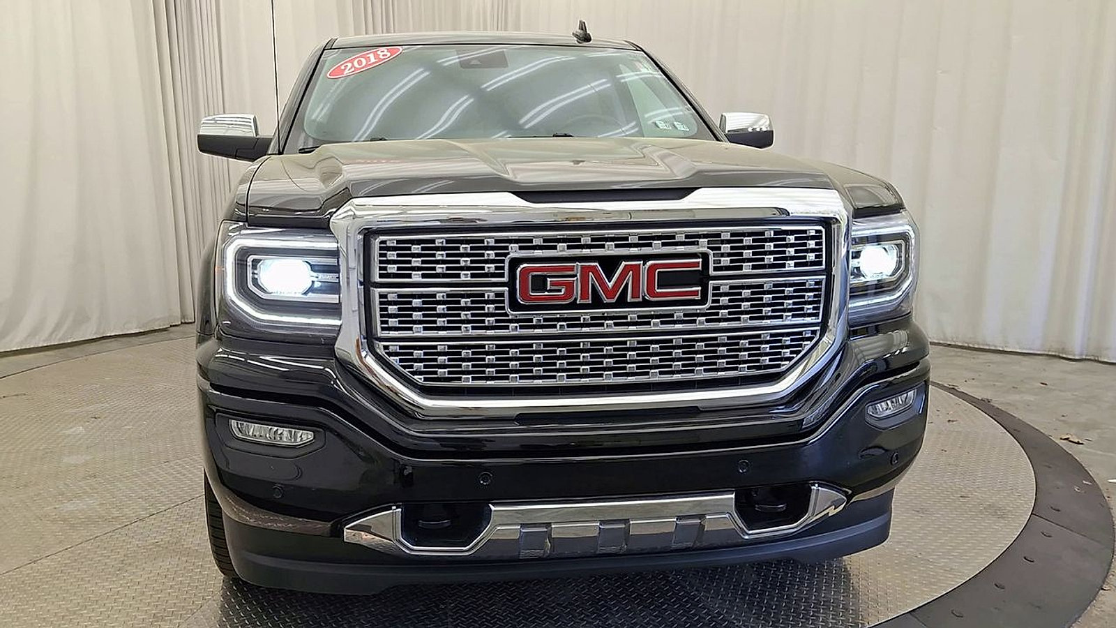 Used 2018 GMC Sierra 1500 Denali AWD/4WD image 6