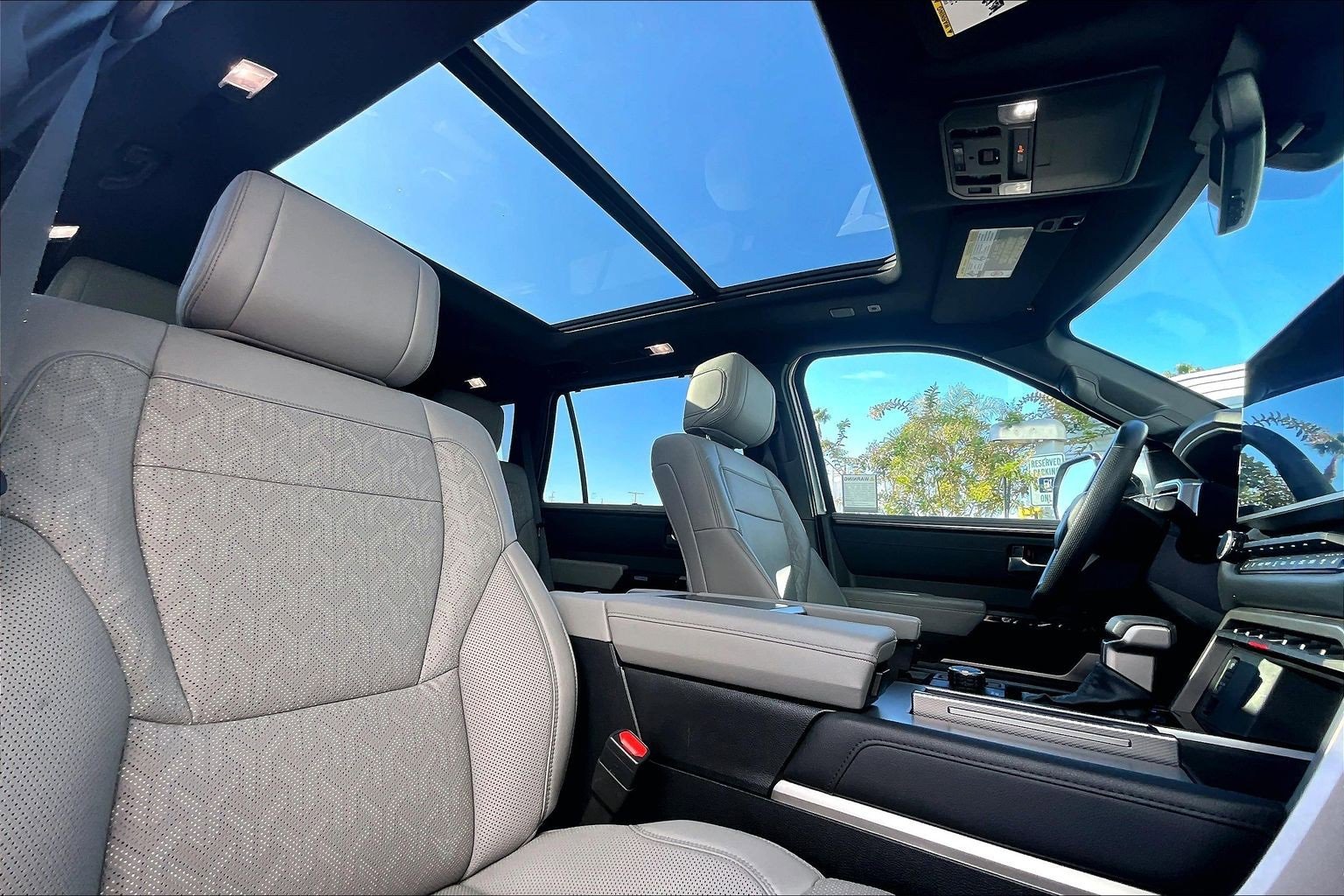 Used 2025 Toyota Sequoia SR5 image 22