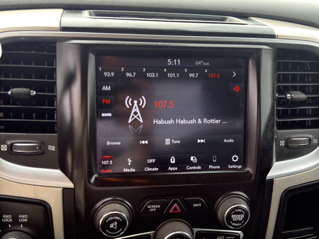 Used 2018 RAM 3500 SLT w/ Luxury Group AWD/4WD image 18